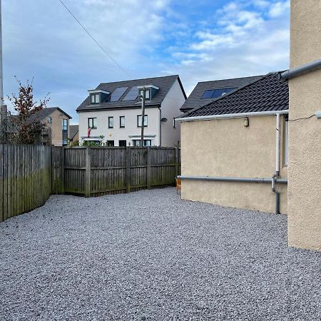 Glasgow Airport Apartments Paisley Exteriör bild