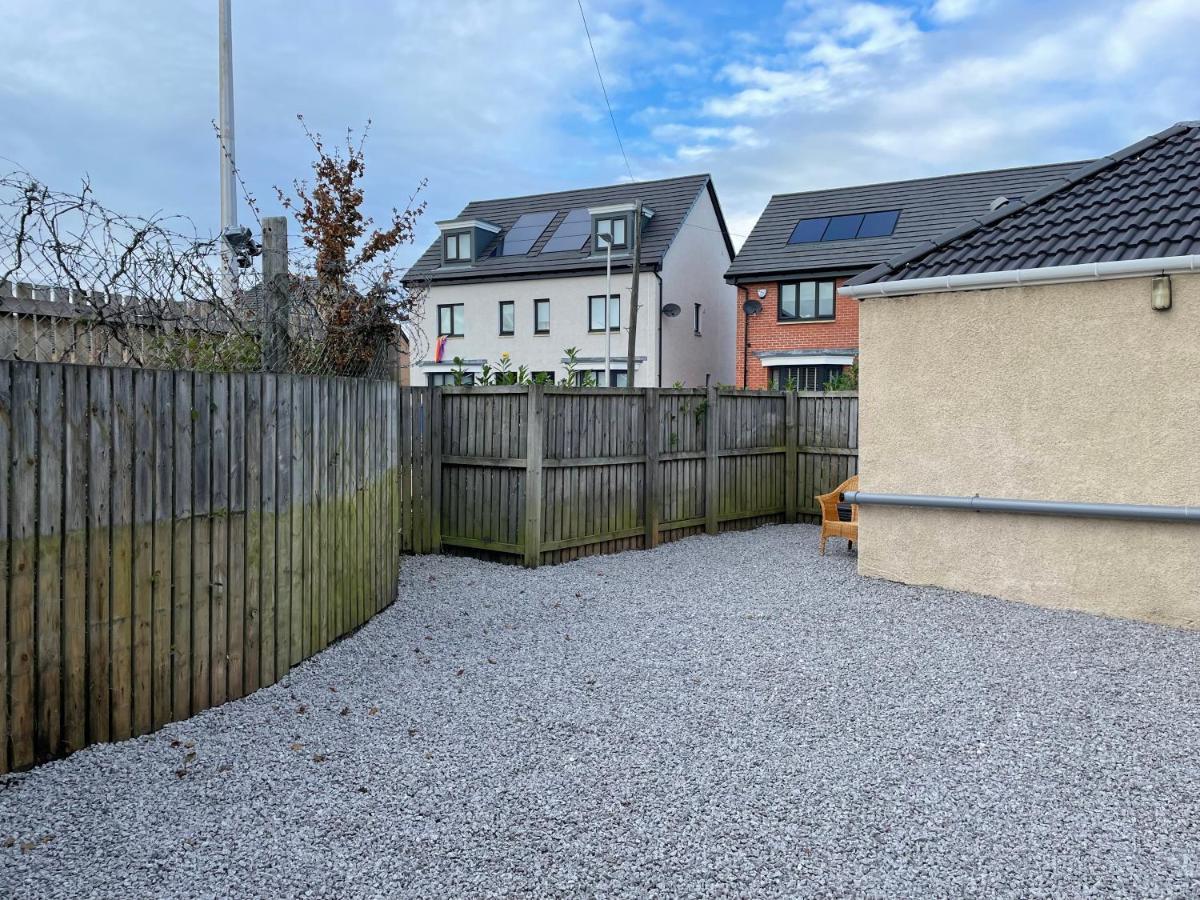 Glasgow Airport Apartments Paisley Exteriör bild